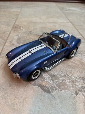 Shelby Cobra Diecast Car - Blue & White Stripe Classic Roadster